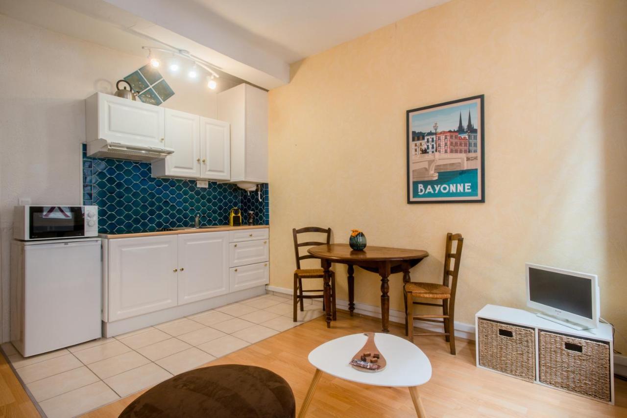 Baionako Apartamentua Buitenkant foto
